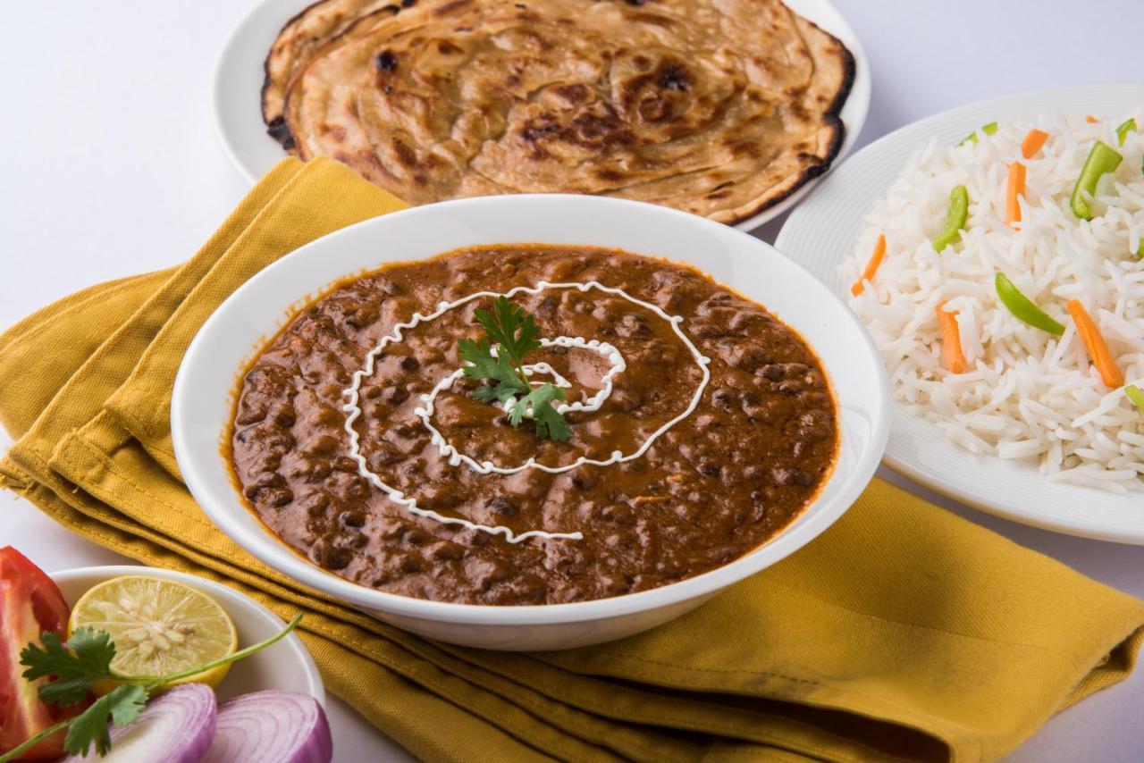 Oyo Townhouse 748 Hotel Parth Paradise Ghaziabad Eksteriør billede